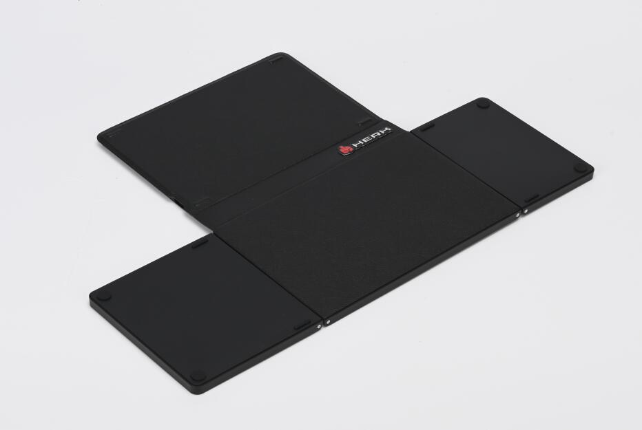 Tri-Fold with Pad - BoostR eGPU